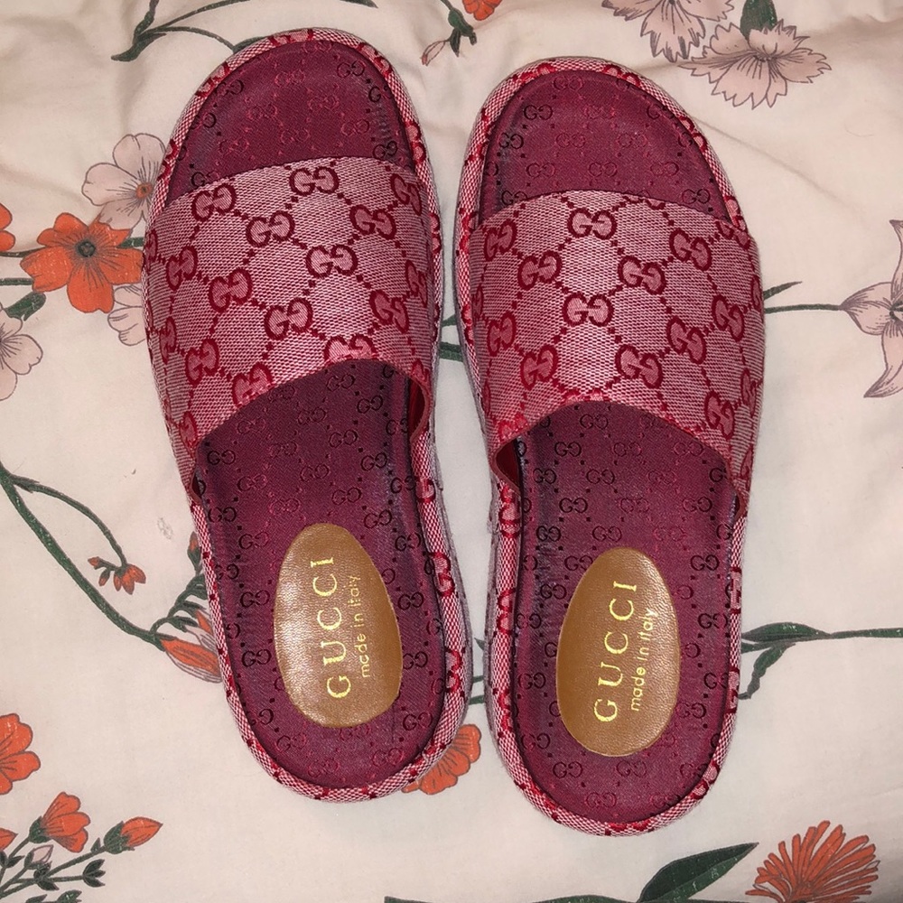 Brand new Gucci slides